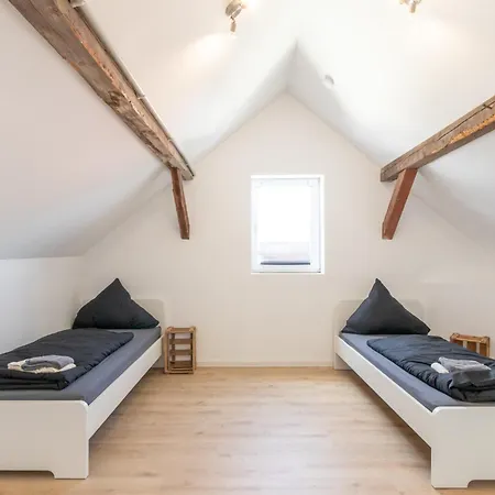 Διαμέρισμα Naehe Mainz In Ehemaligem Weingut Mit 6 Schlafzimmer