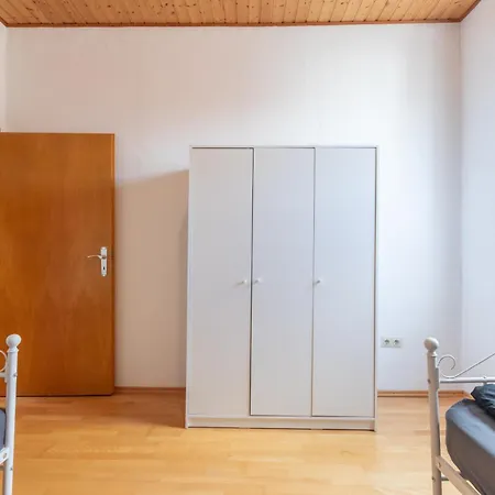 Naehe Mainz In Ehemaligem Weingut Mit 6 Schlafzimmer Διαμέρισμα Wörrstadt