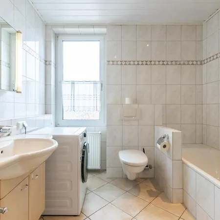 Διαμέρισμα Naehe Mainz In Ehemaligem Weingut Mit 6 Schlafzimmer Wörrstadt