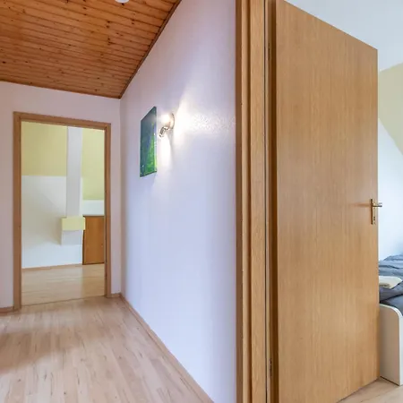 Naehe Mainz In Ehemaligem Weingut Mit 6 Schlafzimmer Διαμέρισμα Wörrstadt