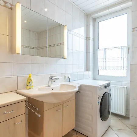 Naehe Mainz In Ehemaligem Weingut Mit 6 Schlafzimmer Διαμέρισμα Wörrstadt