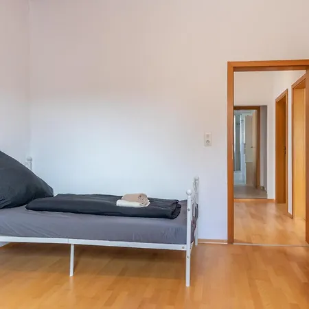Διαμέρισμα Naehe Mainz In Ehemaligem Weingut Mit 6 Schlafzimmer Wörrstadt
