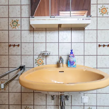 Διαμέρισμα Naehe Mainz In Ehemaligem Weingut Mit 6 Schlafzimmer *