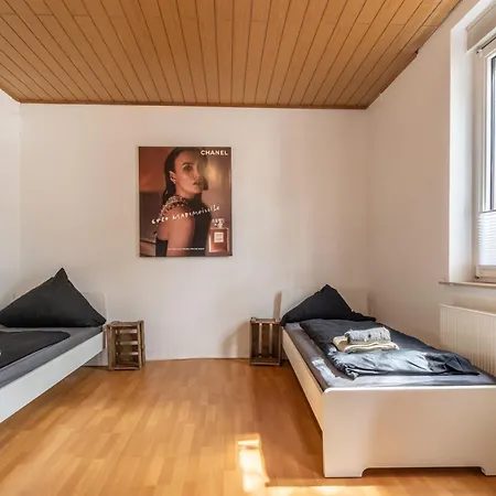 Naehe Mainz In Ehemaligem Weingut Mit 6 Schlafzimmer *